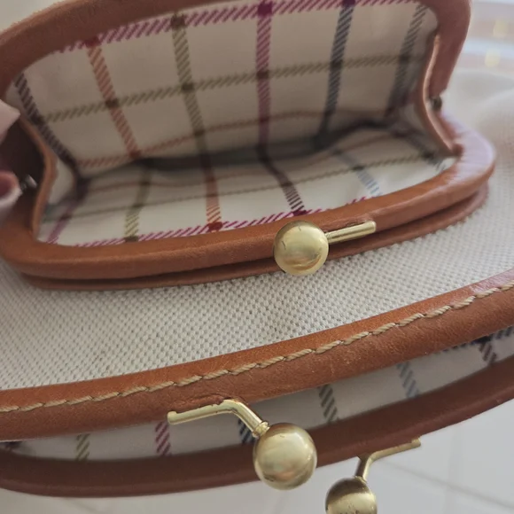 Coach Beige and Brown Leatherware Wallet - Picture 3 of 8